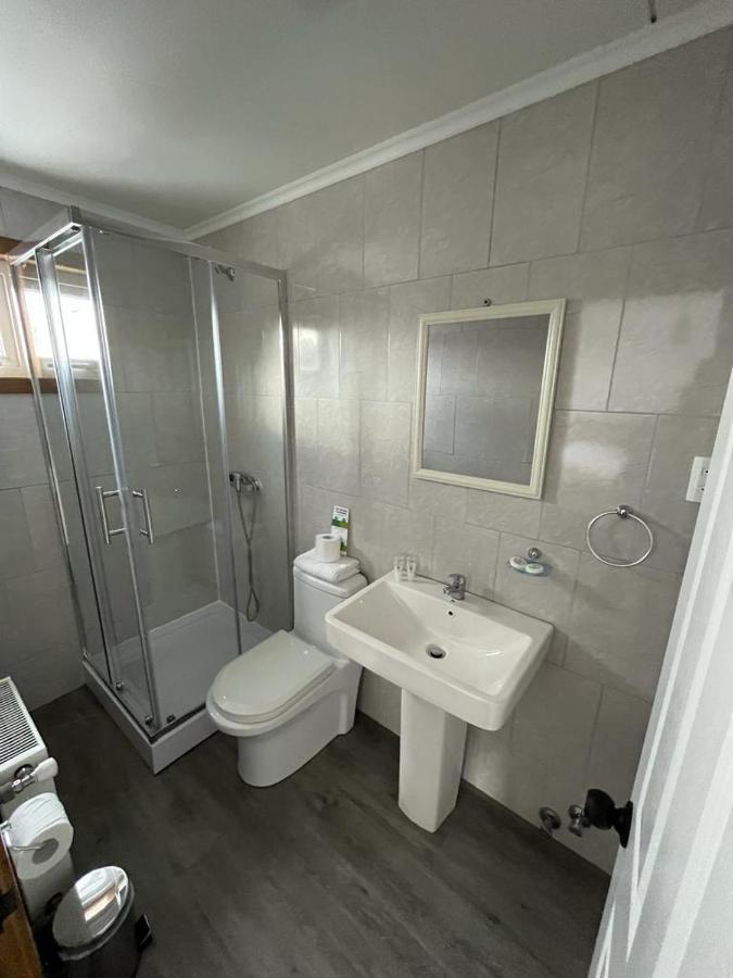 Terra Hostal Puerto Natales Ngoại thất bức ảnh