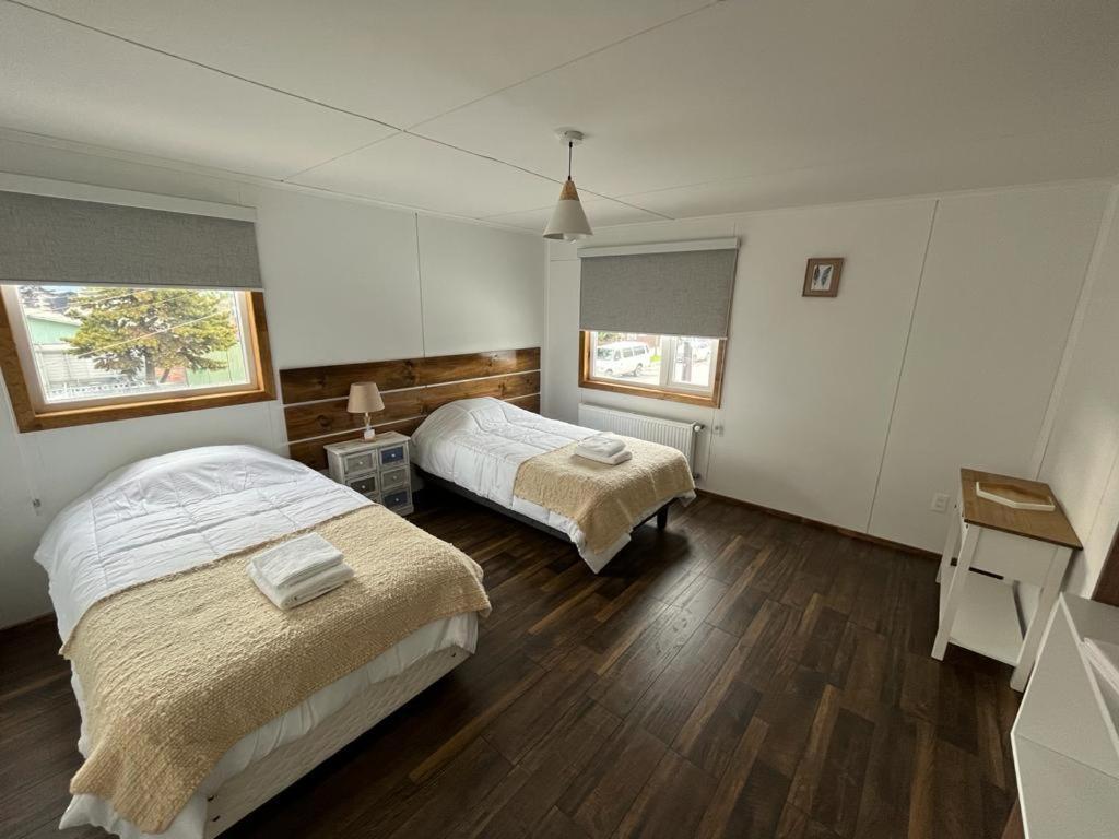 Terra Hostal Puerto Natales Ngoại thất bức ảnh