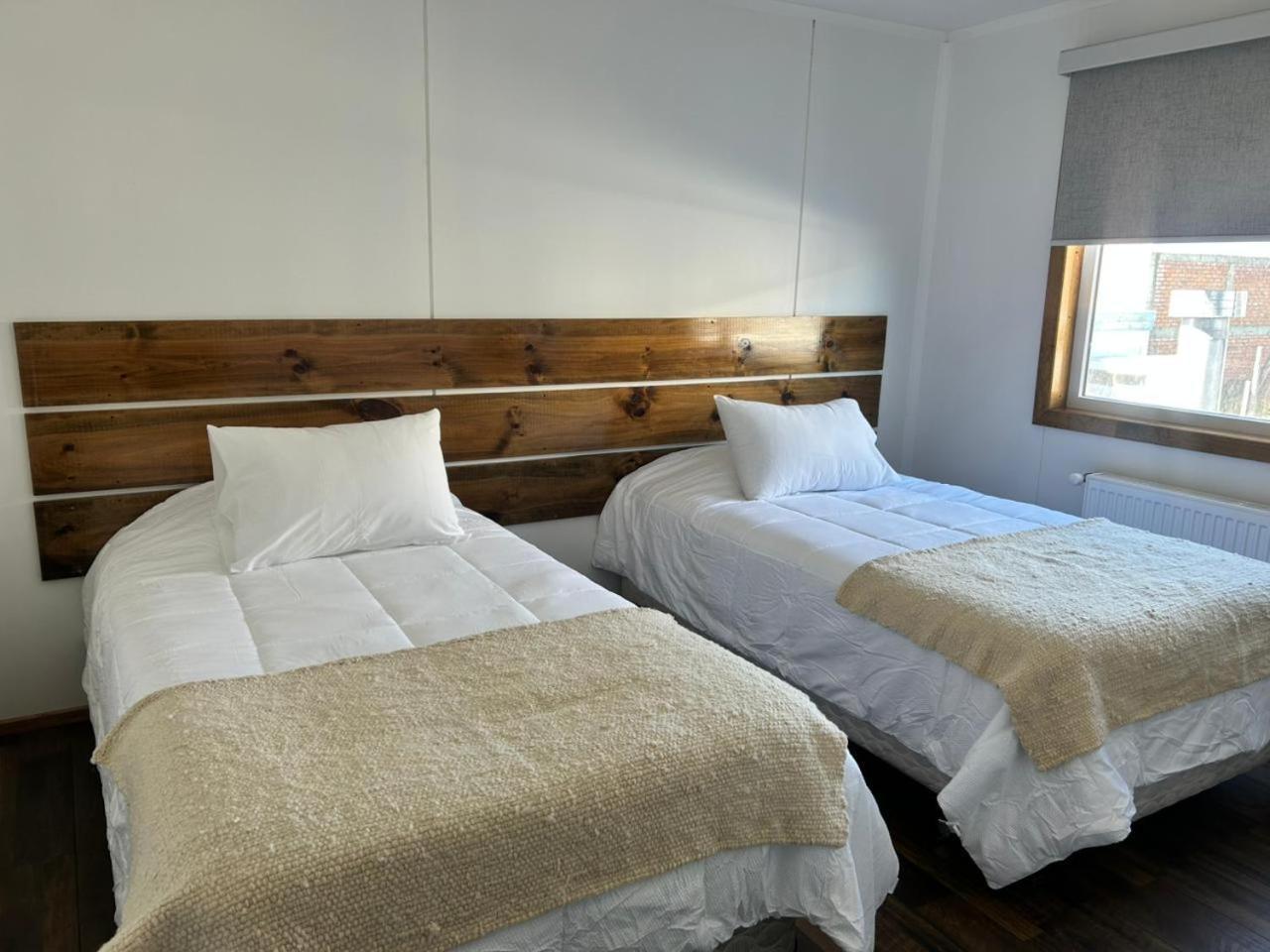 Terra Hostal Puerto Natales Ngoại thất bức ảnh